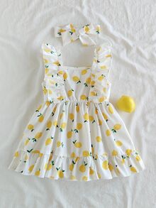 SHEIN Vintaside Kids 这款露背连衣裙采用粉白格纹设计，搭配可爱的草莓印花，清新自然。裙身肩部饰有荷叶边，完美诠释夏日时尚优雅活泼可爱的气息。A字版型，采用轻盈透气的面料，适合节日派对、一周年婚礼、景点拍照等场合穿着。 - 彩色 - 查看 3