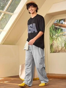 Whitmere Men's Pleated Wide Leg Sweatpants Drawstring Waist Loose Casual Streetwear Long Pants With Pockets - Light Grey - View 3
