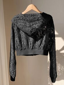 Comfortcana Hoodie Wanita Kasual Seksi Hitam Motif Bunga dengan Tali Serut dan Hiasan Renda, Cocok untuk Malam Halloween dan Musim Gugur. - Hitam - View 2