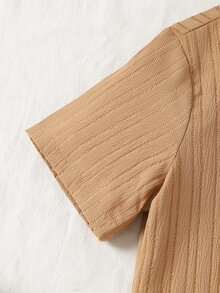 SHEIN 2 件套青少年男孩休闲衬衫 + 短裤基本款服装，春夏季 - 棕色 - 查看 4