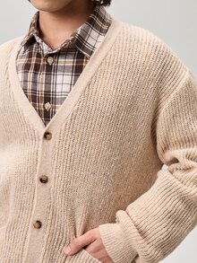 Vaulklash 男士純色鈕扣前開襟粗針織素色卡其色都會休閒外出時尚落肩開襟衫，送給丈夫、男朋友的禮物，老錢風，適合秋冬、度假、父親節禮物 - 米色 - 查看 8