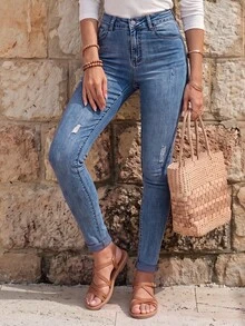EMERY ROSE Jeans ajustados de talle alto con diseño de desgarro - Azul lavado medio - Ver 1