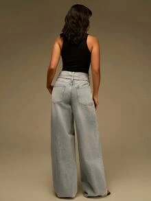 Athîral Denim Women's Solid Color Slant Pocket Belted Loose Fit Jeans - Medium Wash - View 4