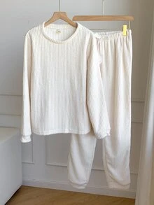 Comfortcana 纯色罗纹针织家居服套装 白色套装 家居服套装 舒适套装 女士家居服套装，舒适优雅的细节，秋冬服装，蓬松柔软 - 白色 - 查看 3