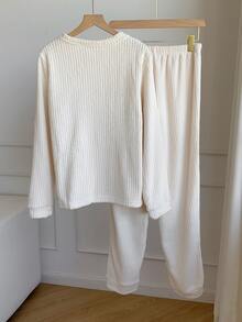 Comfortcana 纯色罗纹针织家居服套装 白色套装 家居服套装 舒适套装 女士家居服套装，舒适优雅的细节，秋冬服装，蓬松柔软 - 白色 - 查看 2
