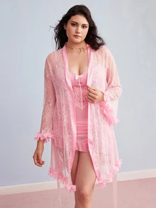 Elorette 1 Set Plus Size Lace Robe With 3D Floral Decor + Plus Size Lace Camisole Slip Dress With Waist Cinching Design - Pink - View 5