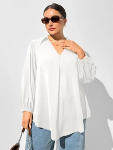 SHEIN Essnce 大尺碼女款絲滑白色V領長袖襯衫，秋季休閒寬鬆上衣，早午餐正式上衣，舒適鬆弛穿著，老錢風 - 白色 - 查看 4