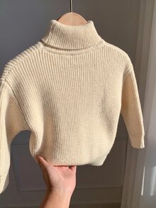SHEIN 男嬰女嬰嬰兒毛衣秋冬款，純色高領針織毛衣上衣 - 杏色 - 查看 2