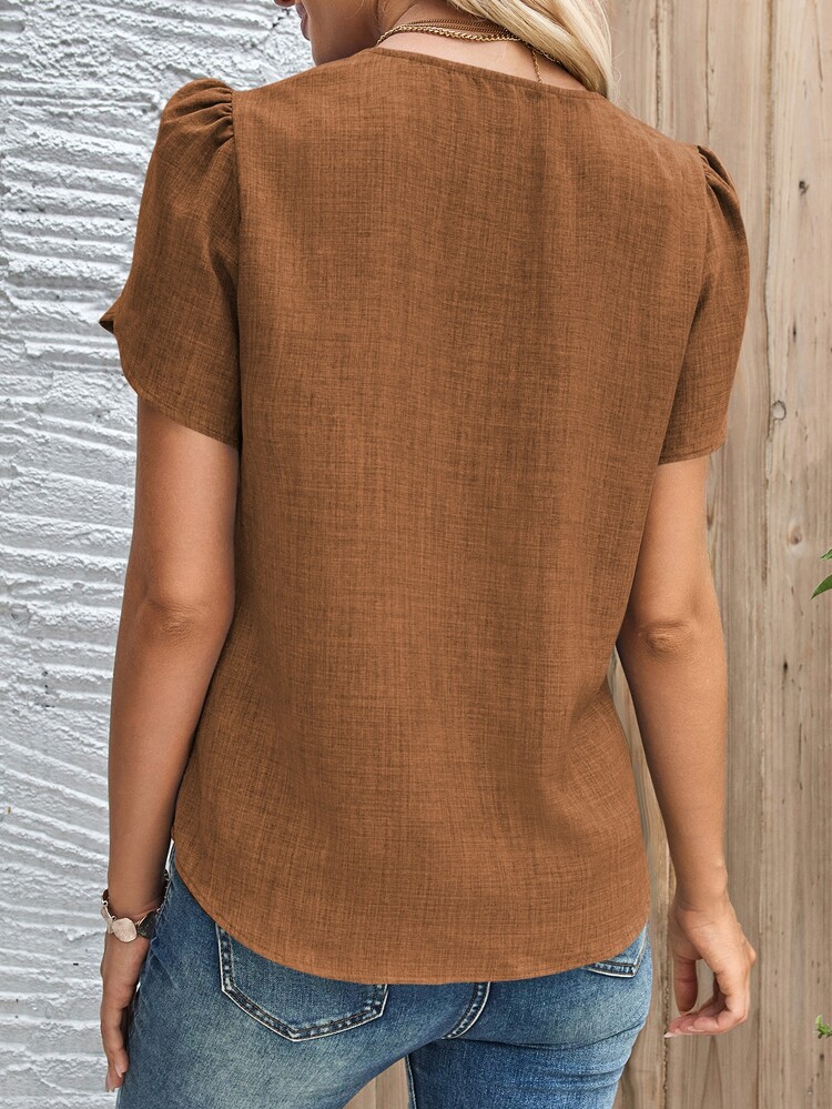 Faunlyn Blusa de mujer de unicolor con mangas de pétalo y botones de rana, casual elegante para uso diario, formal, cotidiano y de día en verano, tonos de marrón - Café integral - Añade 2