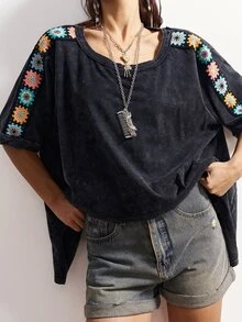 Bohemela Plus Size Women Floral Embroidery Graphic Round Neck Casual Everyday T-Shirt - Black - View 3