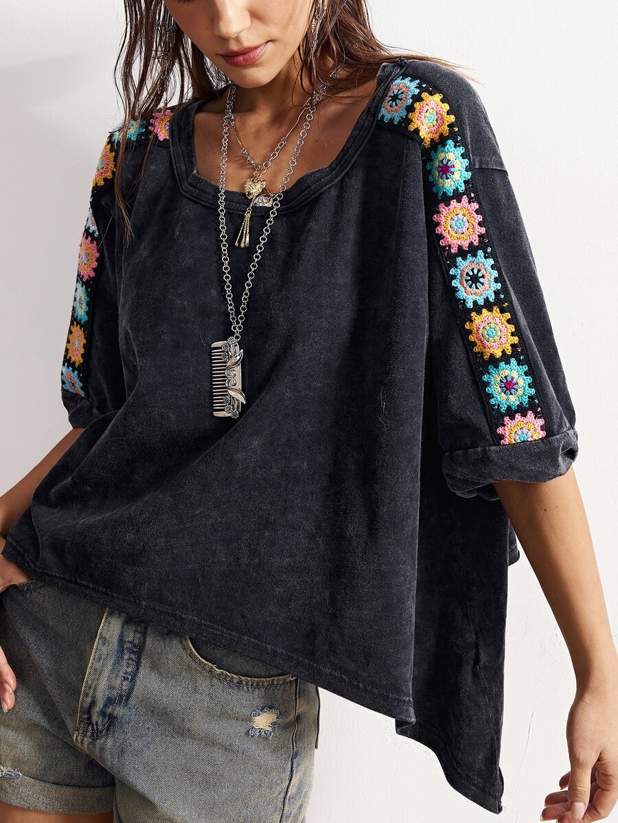Bohemela Plus Size Women Floral Embroidery Graphic Round Neck Casual Everyday T-Shirt - Black - View 1