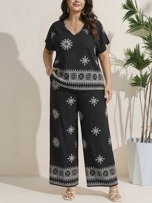Comfylo 2pcs/Set Kaos Lengan Pendek Leher V Ukuran Besar dan Celana Panjang Elegan untuk Wanita - Hitam - View 4