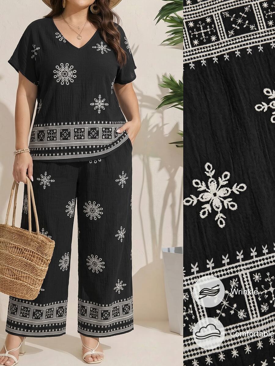 Comfylo 2pcs/Set Kaos Lengan Pendek Leher V Ukuran Besar dan Celana Panjang Elegan untuk Wanita - Hitam - View 1