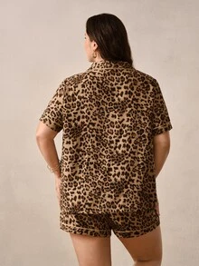Hourtrue Plus Size Women Leopard Print Bubble Crinkle Short Sleeve Shorts Pajama Set - Brown - View 2