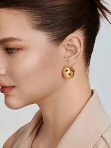 Vandermere Metallic Glossy Half Circle Hollow Out Earrings, Subtle Luxury Minimalist Style Daily Wear Accessories - Gold - View 3