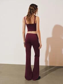MOTF PREMIUM SET 2 POTONG ATASAN CAMI DEKORASI BERHIAS KANCING DAN CELANA PANJANG LEBAR PINGGANG RENDAH - Burgundy - View 6