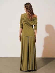MOTF PREMIUM FRENCH MINIMALIST RUCHED OFF SHOULDER TOP AND HIGH SLIT SKIRT 2 PIECES SET - Olive Green - View 2