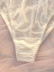 DelicateAllure Women's Lace Patchwork Sweet 3D Bow Decor Triangle Panties - White - View 3