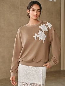 Anewsta 女款秋季休閒花卉刺繡運動衫 - 卡其色 - 查看 3