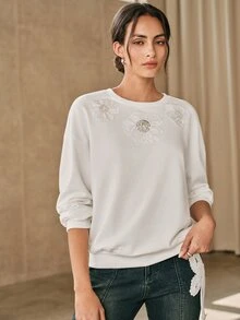 Anewsta Women's 3D Floral Decor Round Neck Long Sleeve Casual Sweatshirt - White - View 7