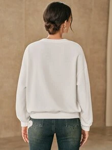 Anewsta Women's 3D Floral Decor Round Neck Long Sleeve Casual Sweatshirt - White - View 3