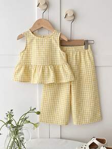 SHEIN Baby Girls' Cotton Pastel Yellow Plaid Summer Vest Set,Cute Sleeveless Round Neck Bow Decor Ruffle Hem Outfit For 1 To 2 Years Old,Vacation Holiday - Yellow - View 7
