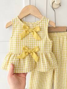 SHEIN Baby Girls' Cotton Pastel Yellow Plaid Summer Vest Set,Cute Sleeveless Round Neck Bow Decor Ruffle Hem Outfit For 1 To 2 Years Old,Vacation Holiday - Yellow - View 5