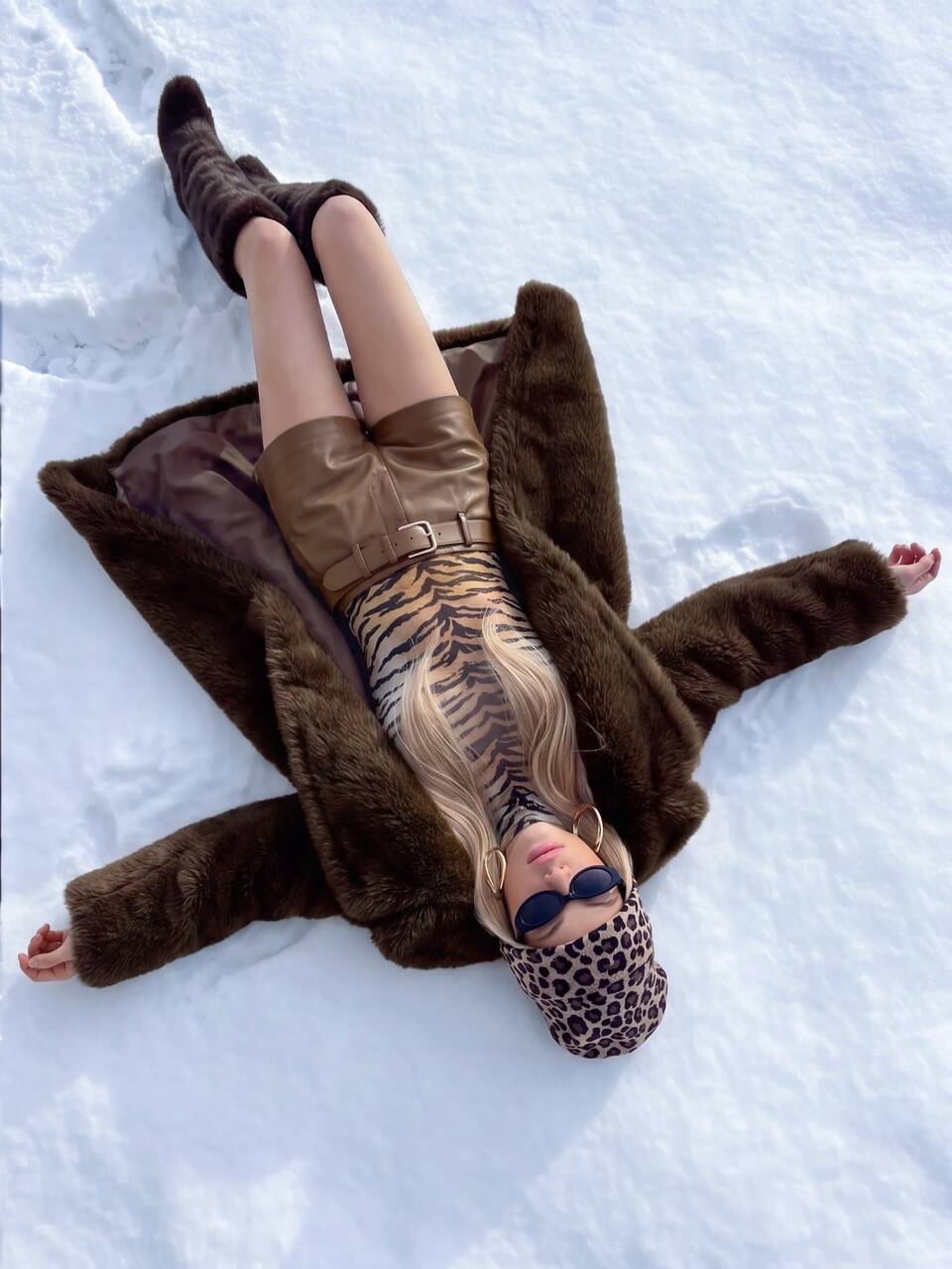 Anewsta Women's Elegant Luxury Shades Of Brown Faux Fur Collar Long Coat, Suitable For Winter Party Night Dinner Holiday Night