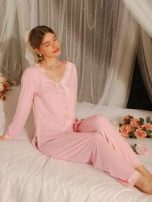 DelicateAllure Kontrastfärgad spets med knappar framtill och topp och byxor, pyjamasset / pyjamasset, höst- och vinterkläder - Dammrosa - Visa 5