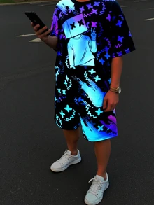 SHEIN 2pcs Kids Young Boy Casual Vision Fluorescent Cartoon Pattern Round Neck Short Sleeve Shorts 2 Pieces Outfit Set, Suitable For Spring/Summer , Daily Wear, Sports, Outings, School, Parties, Festivals, Photoshoots - Blue - View 1