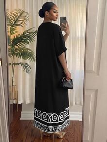 SHEIN Lady CURVE 大尺碼女款缺口V領休閒優雅傳統日常夏季洋裝 正式生日早午餐 黑白配色 - 黑與白 - 查看 2