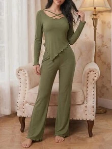 Modelyn 交叉领口荷叶边上衣和裤子家居服套装，秋冬舒适优雅细节 - 軍綠色 - 查看 5