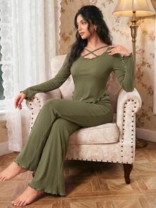 Modelyn 交叉领口荷叶边上衣和裤子家居服套装，秋冬舒适优雅细节 - 軍綠色 - 查看 3