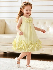 SHEIN Glamorique Kids 小女孩無袖洋裝，甜美蝴蝶結裝飾荷葉邊下擺 A 字版型純色休閒派對夏季洋裝，新款 - 黃色 - 查看 1