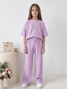 SHEIN Serisse Kids Tween女孩童裝寬鬆休閒極簡舒適針織紋理圓領短袖T恤與長褲2件套，返校穿搭，日常穿著，棕色針織套裝 - 紫色 - 查看 3