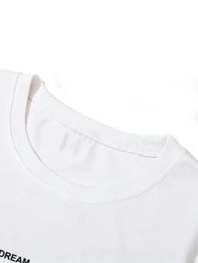 Manfinity EMRG Kaos Kasual Pria Lengan Pendek Kerah Bulat dengan Motif Huruf Malaikat - MultiWarna - View 7