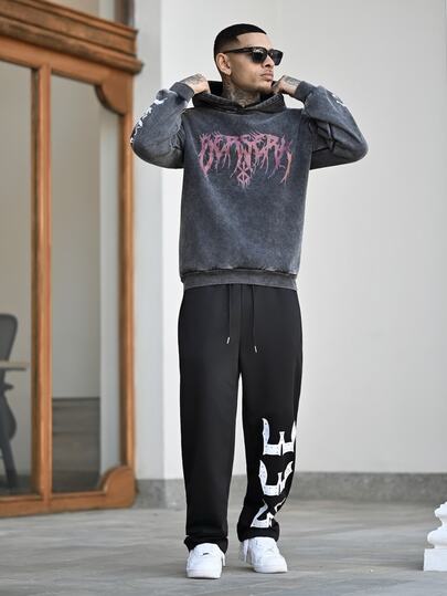 Devon Thys Hemo 秋冬男士街头风印花连帽卫衣，略带弹性，修身剪裁，做旧水洗效果，搭配黑色棉质长袖套头衫，日常休闲及返校必备连帽衫
