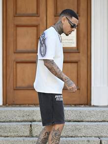 Devon Thys Spray Painted Edge Curved Handwritten Font Casual Print White Loose Fit Short Sleeve T-Shirt, Essential For Dates And Gatherings, Fashionable Outfit, Suitable As Gift For Boyfriend - White - View 4