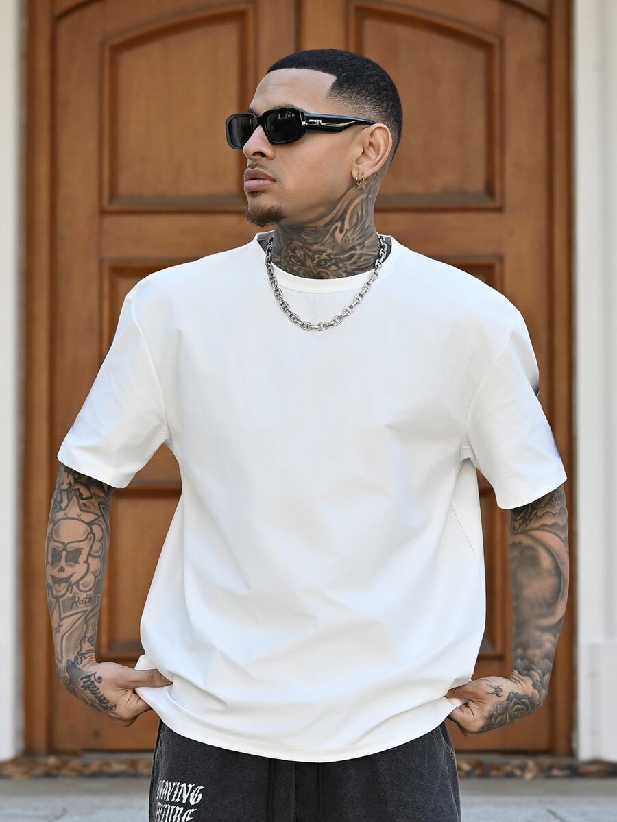 Devon Thys Spray Painted Edge Curved Handwritten Font Casual Print White Loose Fit Short Sleeve T-Shirt, Essential For Dates And Gatherings, Fashionable Outfit, Suitable As Gift For Boyfriend - White - View 1