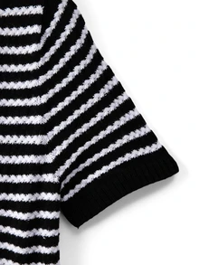 GlowEve CURVE Plus Size Casual Striped Bow V-Neck Long Sleeve Pullover Knit Top - Black and White - View 4