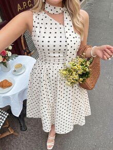 SHEIN MOD 大码女士波点印花无袖优雅连衣裙 - 黑與白 - 查看 4