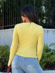 SAYEHFBABY Cream Yellow Colorful Rainbow Button Decor Slim Fit Long Sleeve T-Shirt For Women, Suitable For Summer, Spring, Autumn Casual - Yellow - View 2