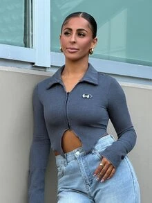 SAYEHFBABY Asymmetrical Hem Ribbed Knit T-Shirt With Button Details Casual - Grey - View 1