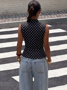 Muchica 女款波點圖案鈕扣設計拉鍊前襟背心外套 - 黑色 - 查看 2