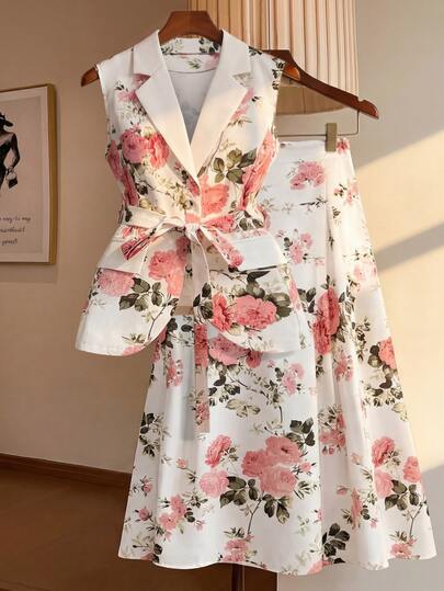SHEIN CURVE+ Plus Size Women's Elegant Commuter Floral Print Blazer And Skirt 2-Piece Set