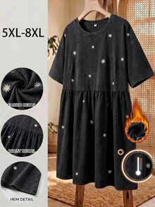 SHEIN CURVE+ Plus Size Round Neck Short Sleeve Loose Fit Dress With Dark Green Daisy, Fall Winter 2026 22W - Black - View 1