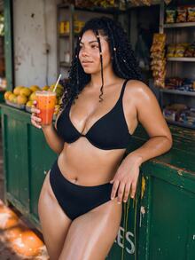 SHEIN Swim 2026新款黑色極簡大尺碼女款比基尼上衣 - 黑色 - 查看 6