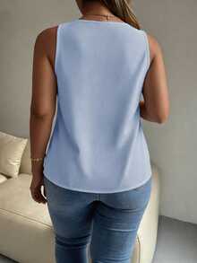 SHEIN Clasi Áo camisole cỡ lớn đa năng cổ chữ V phối ren, chất liệu vải dệt họa tiết. - Màu xanh lam - Xem 2