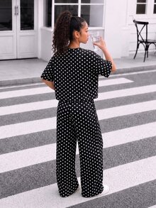 SHEIN 2件組青少年女孩時尚圓點短套裝，短袖圓領寬鬆T恤搭配寬腿長褲，適合派對、度假、校園、日常休閒穿著，春夏季秋季適用 - 黑色 - 查看 2