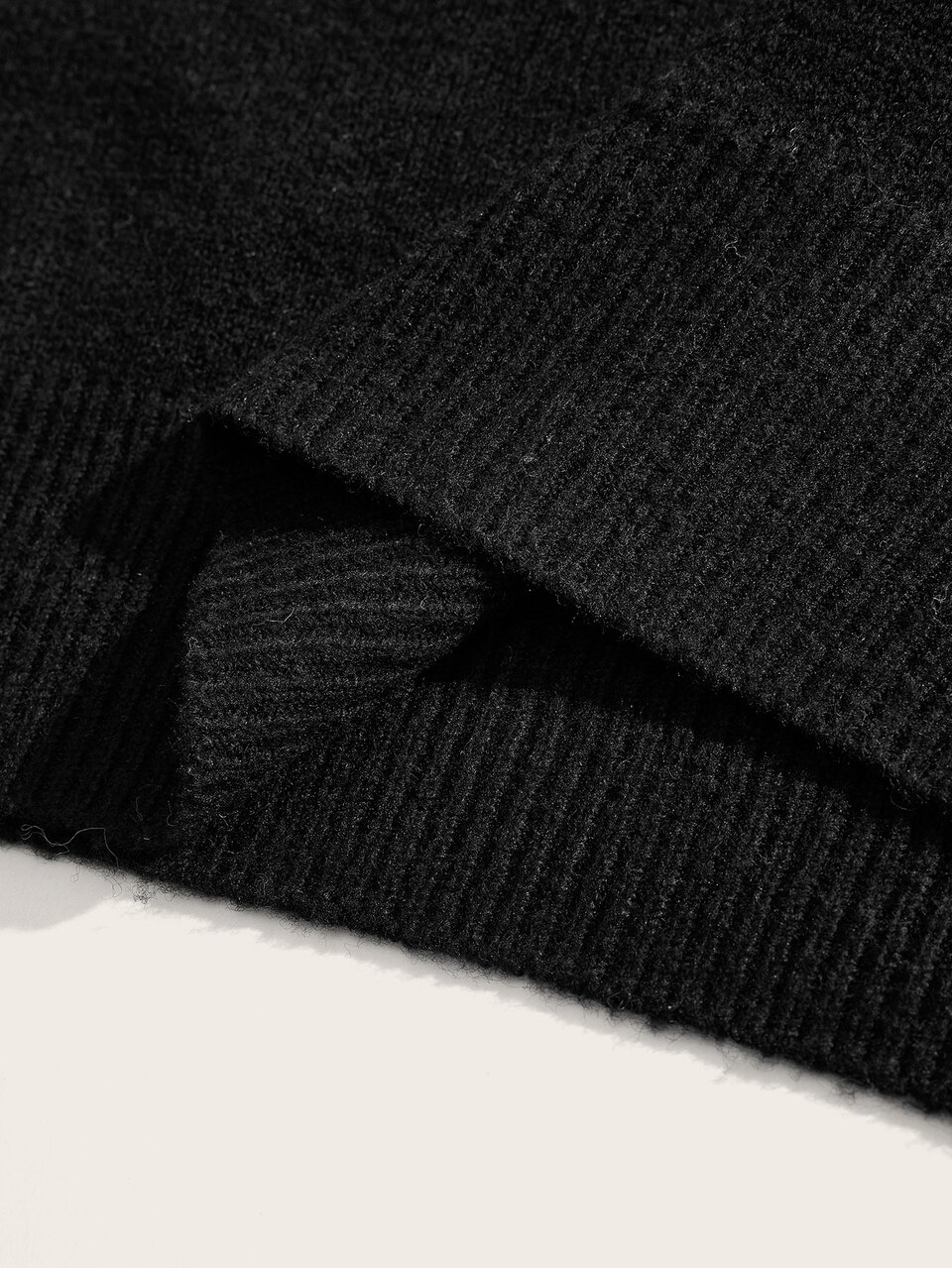 Black Round Neck Long Sleeve Knit Top Women, Heavy Gold & Silver Gradient Feather Embroidery, Luxury Elegant Slim Fit Flattering High-End Commute Evening Sweater